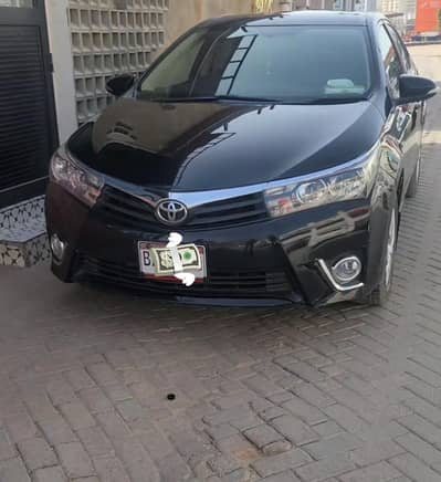 toyota corolla 2015 full original outer +inner mint condition