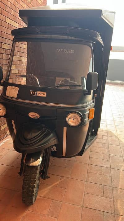 TezRaftar Rickshaw Almost Brand New