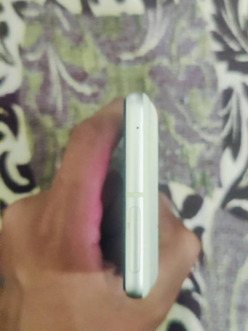 Google pixel 7 5