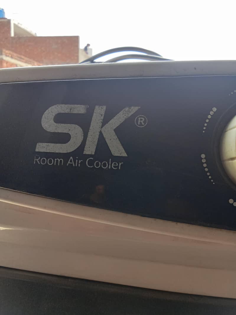 Room Coller 0