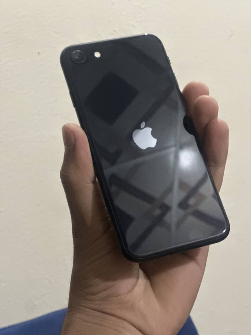 Iphone se 3rd generation 1