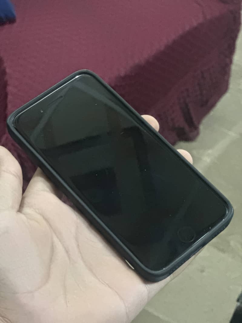 Iphone se 3rd generation 6