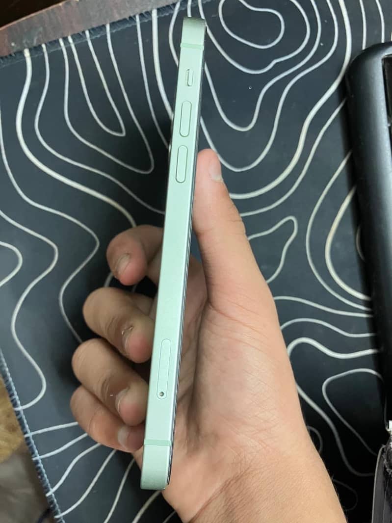 IPHONE 12 5