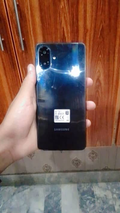Samsung A07 2 week use bilkul new pta proved 10/10 4/64