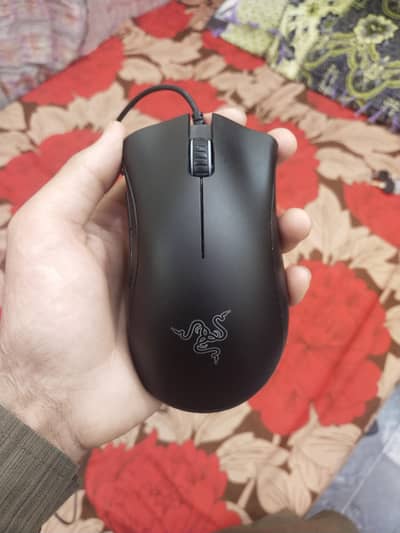 RAZER DEATHADER ESSENTIAL    6400 DPI OPTICAL