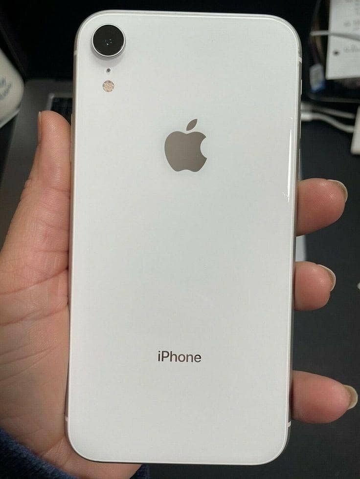 iPhone XR 0