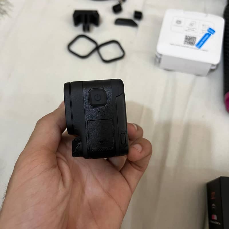 Insta 360 Ace Pro 2 8