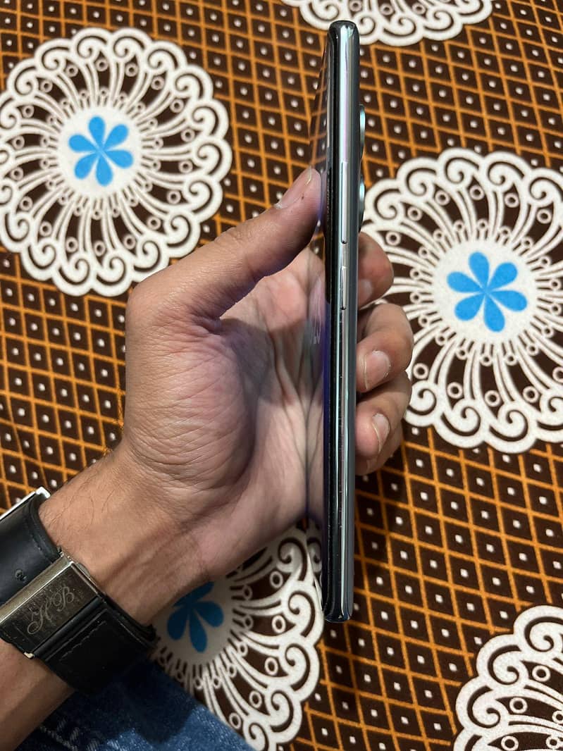 Redmi Note 14 pro 4