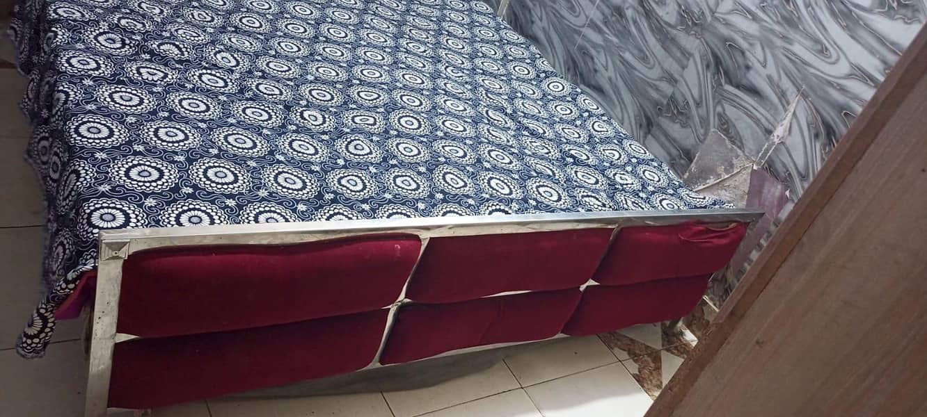 king size bed 2