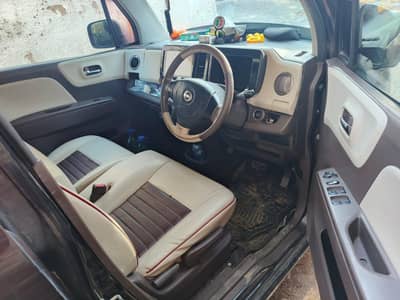 Nissan mocco