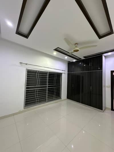 1 Kanal Full House For Rent In DHA Phase 1 | 5 Bedroom Luxury House | 3 Car Parking