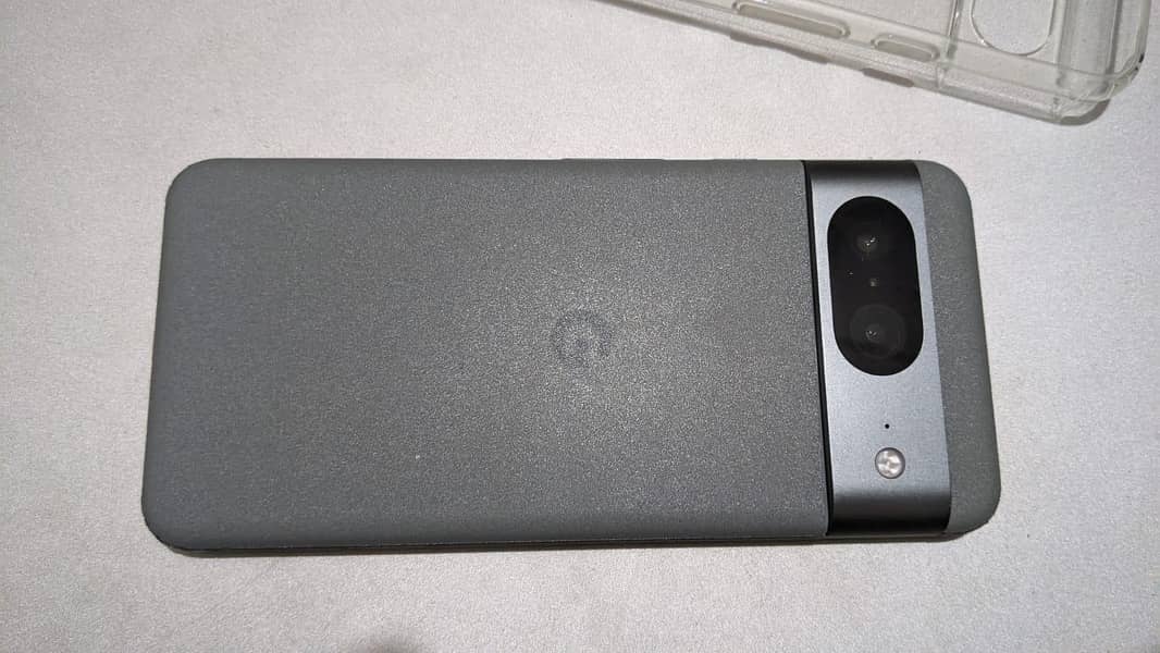 Pixel 8 4