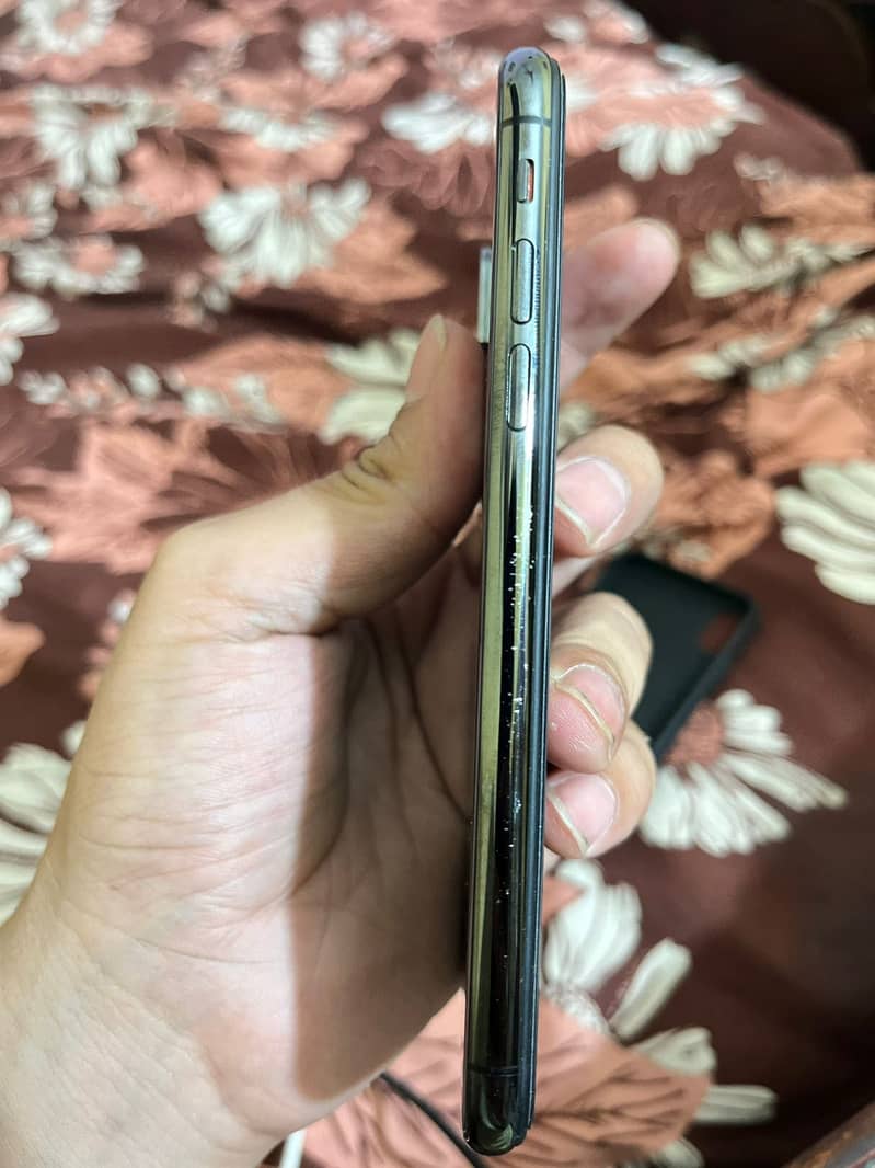 iPhone X 3