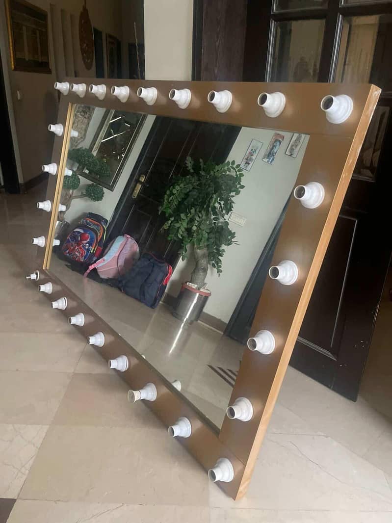 Large mirror 0