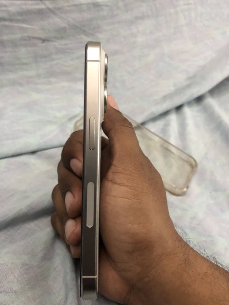 Iphone 15 pro nonpta jv 3