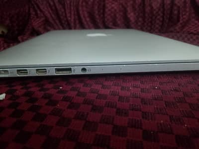 Apple MacBook Pro 2015 | 13.3" Retina | Core i5 | 8GB / 256GB SSD