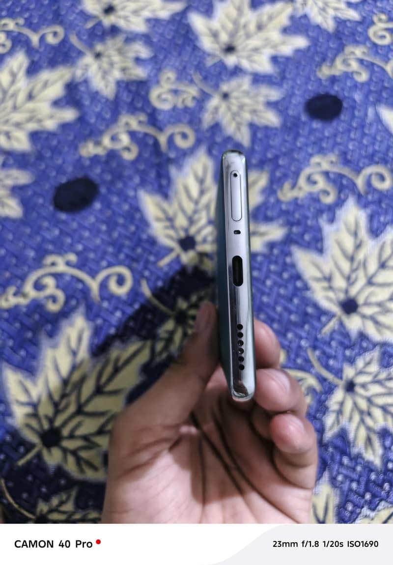 tecno camon 40 pro 9
