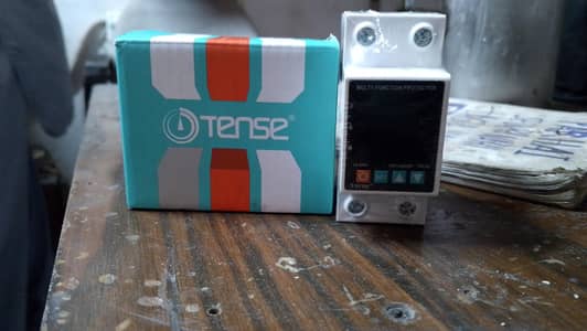 Tense voltage protector+ Ampare + KWH lock device