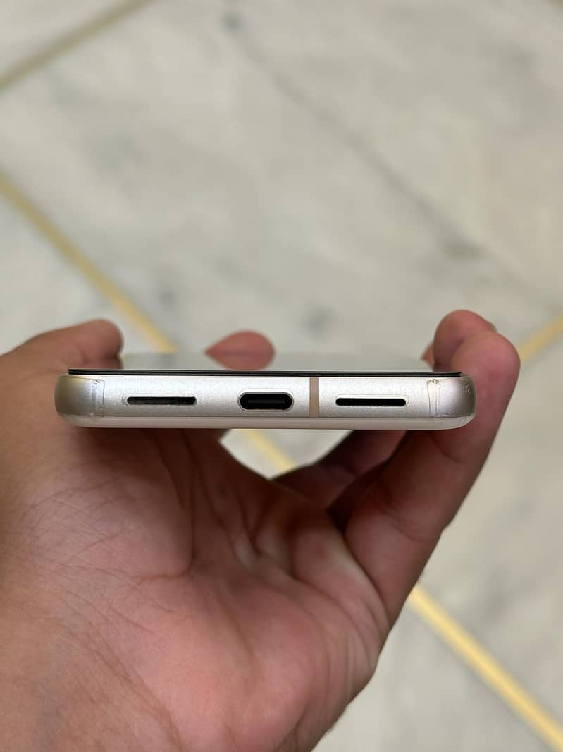 Google pixel 8 1