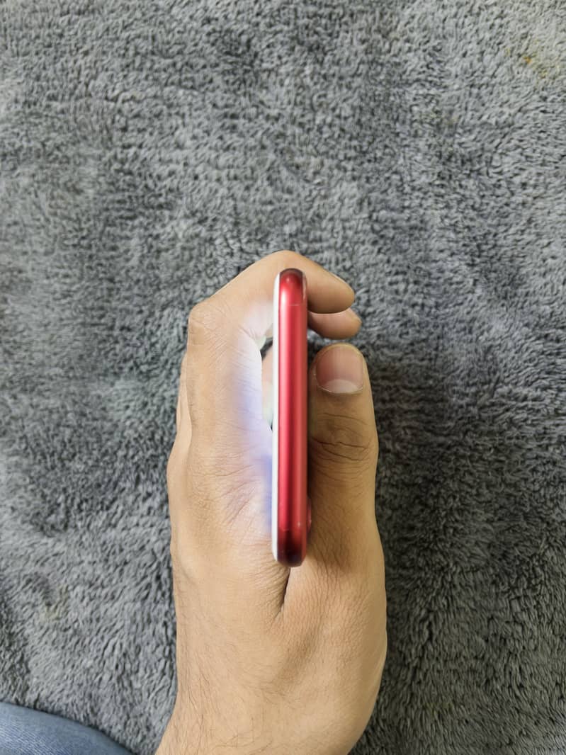iPhone 7 3