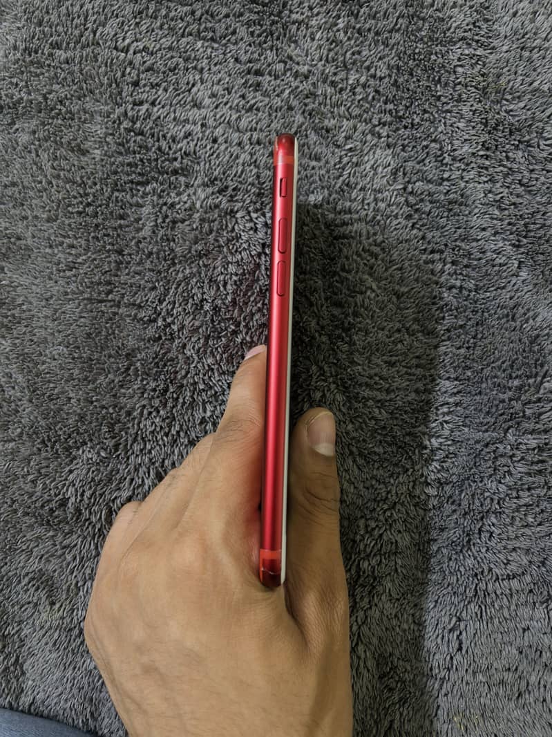 iPhone 7 4