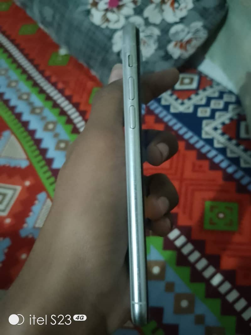 iPhone x 256 ram 2