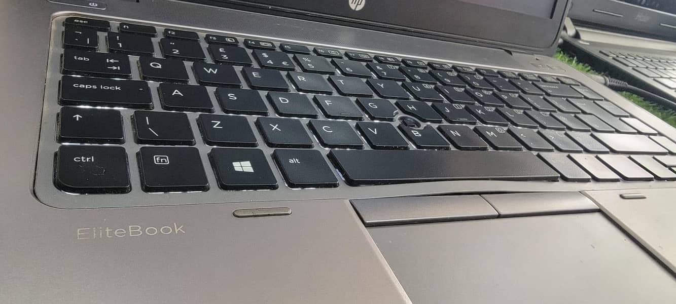 laptop 11