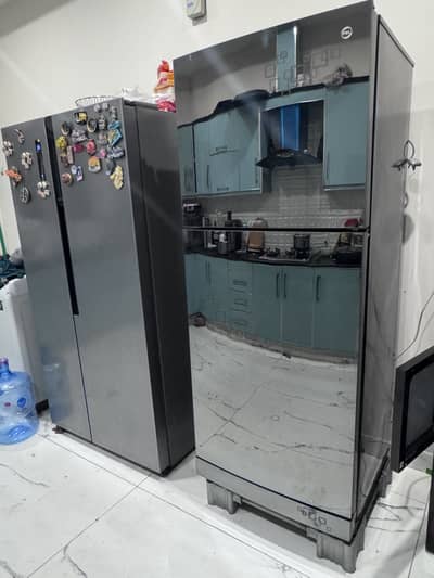 Mint condition PEL 2 door refrigerator