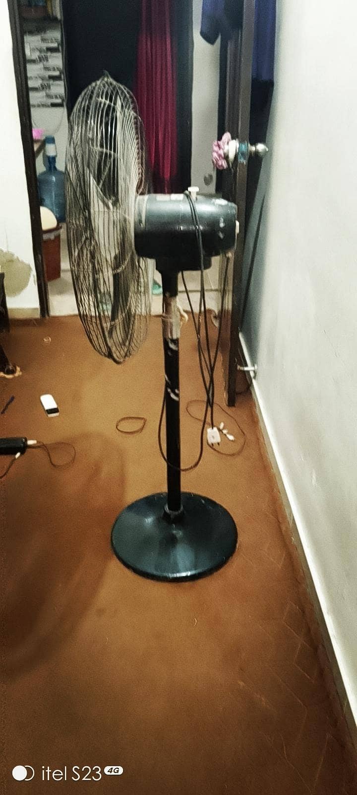 stand fan 2