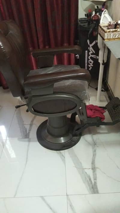 salon chair