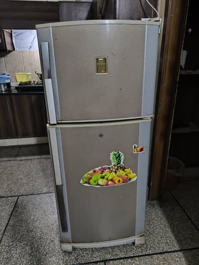 Dawlance medium size fridge