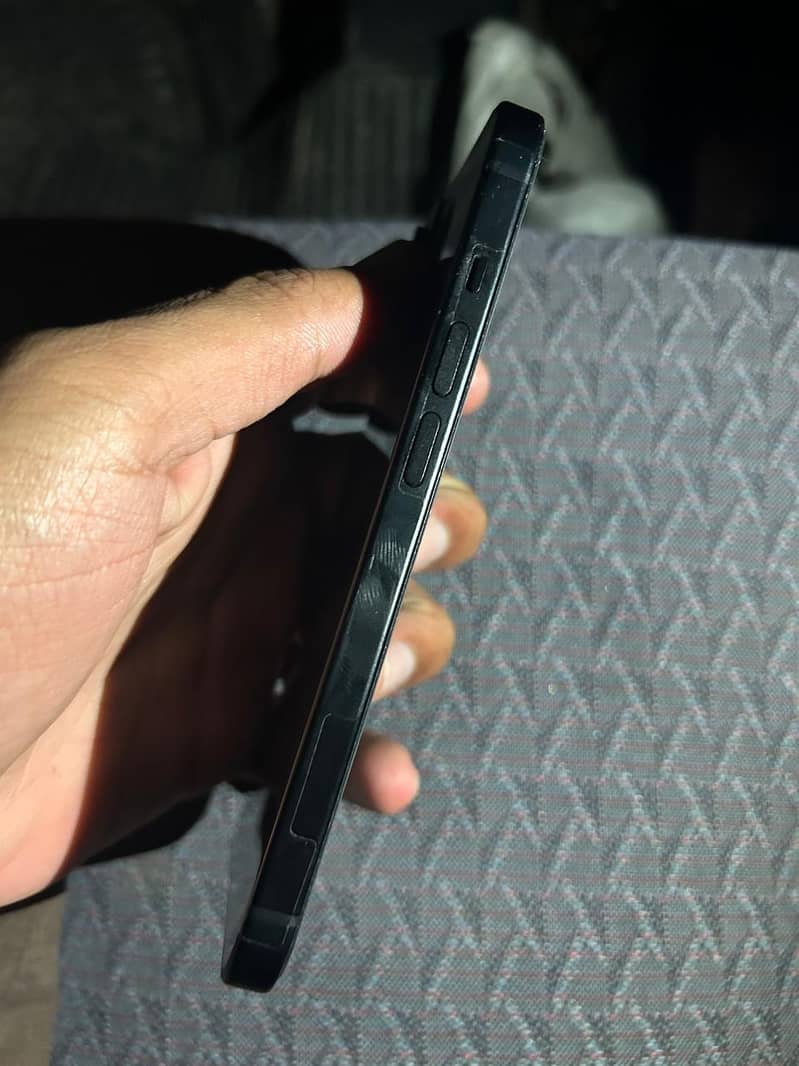 iphone 15 4