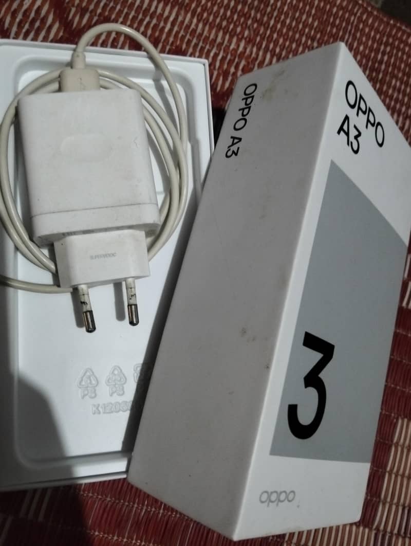 Oppo A3 4