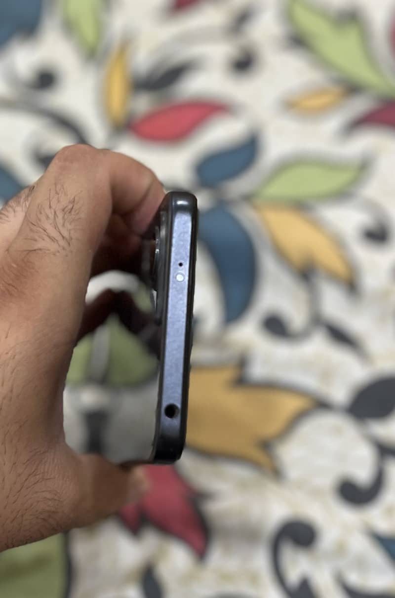 Redmi nOte 12 3