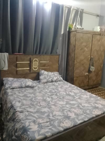 BED WITH MATTRESS AND WARDROBE