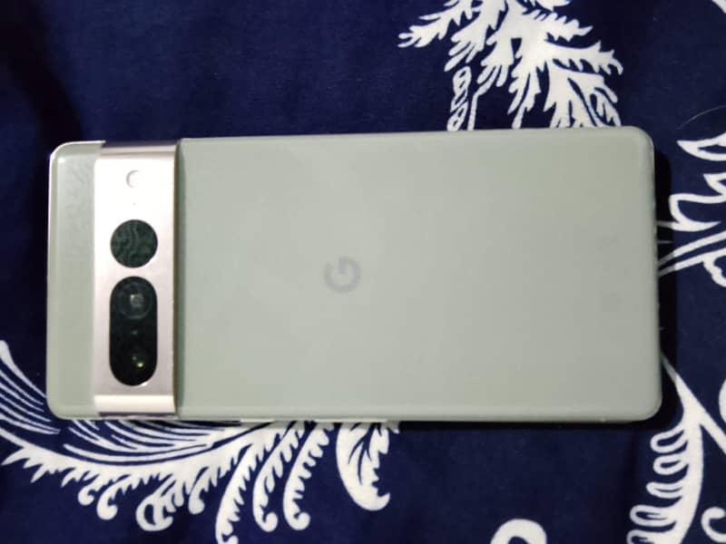 Google Pixel 7 pro 1