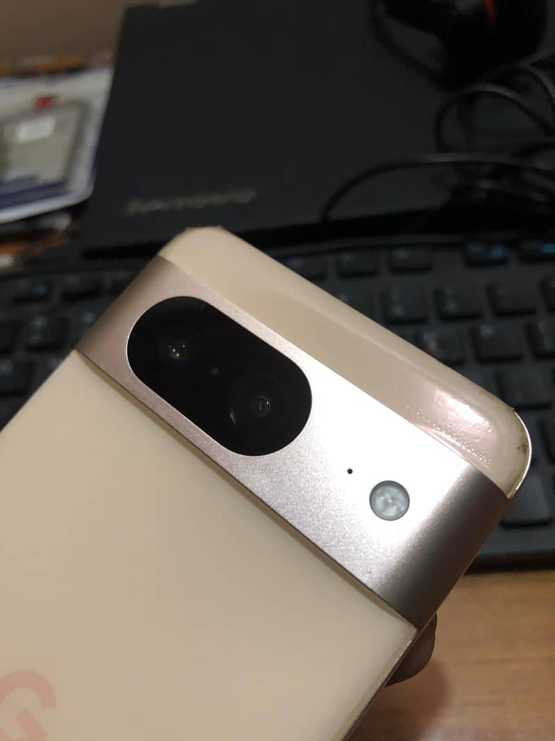Google Pixel 8 6
