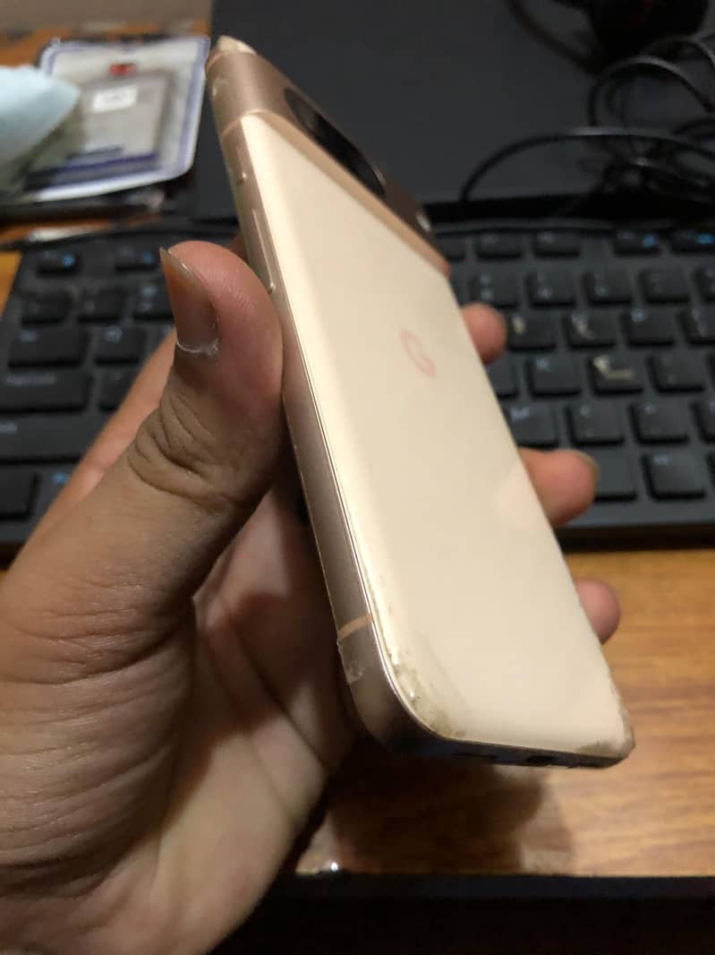 Google Pixel 8 7