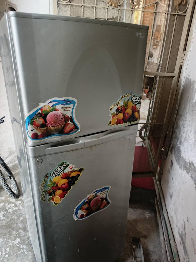 dawlance fridge 1