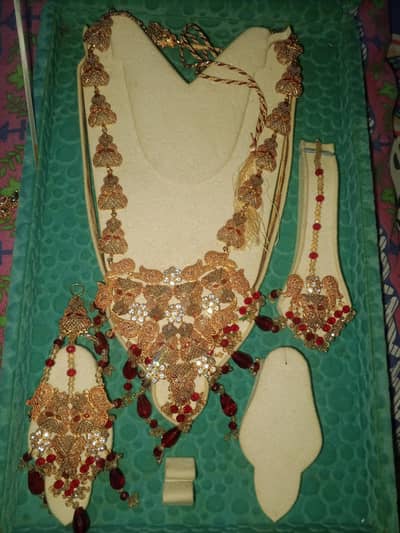 Heavy Bridal Jewelry Set - Gold Plated with Maroon Stones