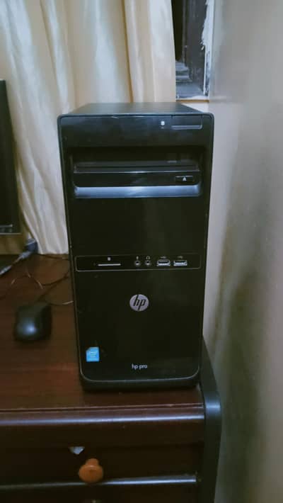 desktop with keyboard