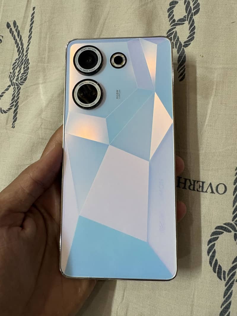 Tecno Camon 20 0