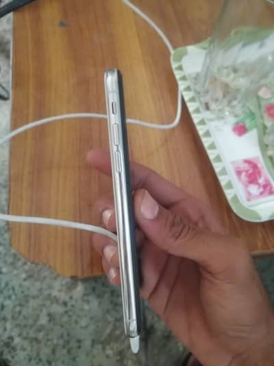 IPhone X pta approved