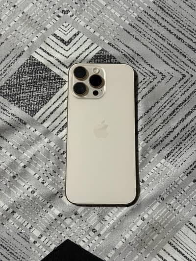 iPhone 16 pro max factory unlocked