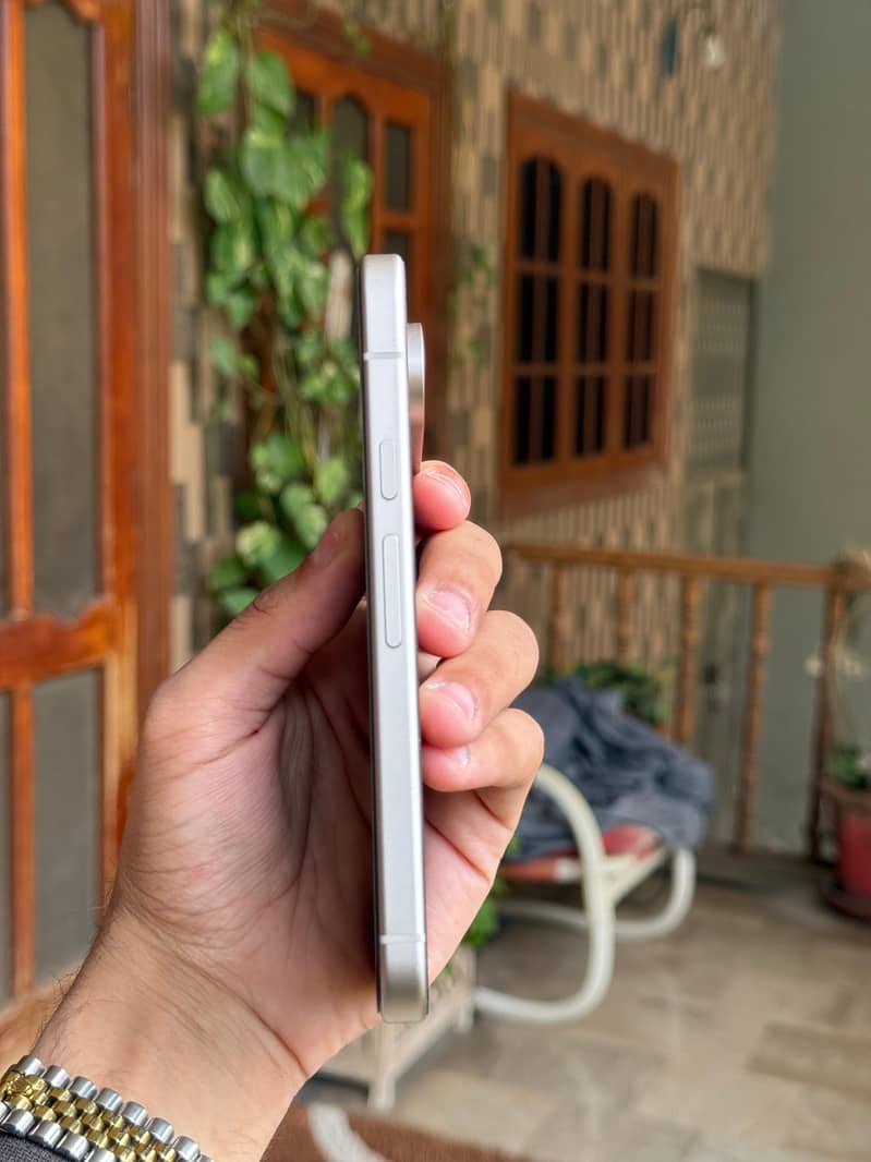 Google Pixel 9 2