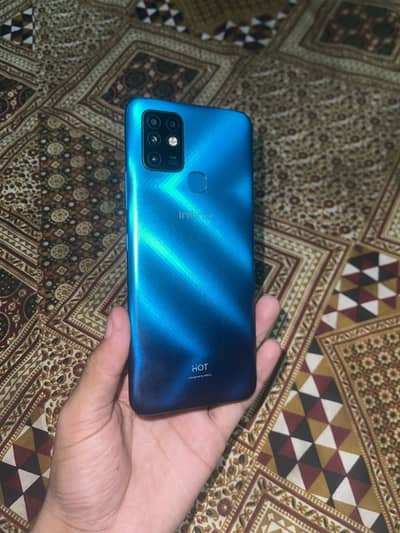 Infinix HOT 10