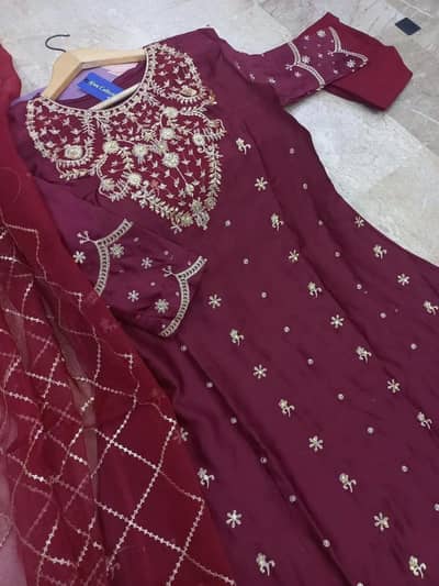 it's a best material clothes and stylish