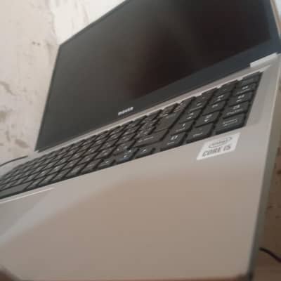 mouse core i5 10th Gen | 8GB RAM | 256 SSD