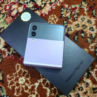 Galaxy Z Flip3 5G Official PTA Approved With Box 8/256GB Samsung