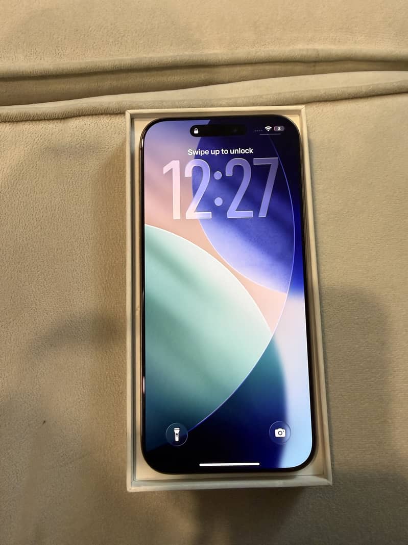 iPhone 16 pro max 3